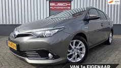 Grijs Gebruikt 2017 Toyota Auris Hybrid Stationwagen | € 13.495 (Goede deal)