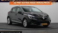 Zwart Gebruikt 2020 Renault Clio V Intens Hatchback | € 12.940 (Eerlijke prijs)