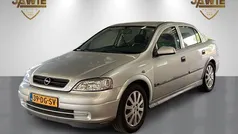 Grijs, metallic lak Gebruikt 1999 Opel Astra Sedan | € 1.249 (Eerlijke prijs)