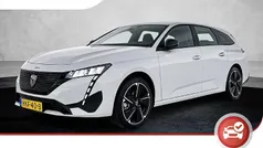 Wit Nieuw 2025 Peugeot e-308 Style Hatchback | € 34.425 (Super prijs)