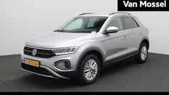 Gebruikt 2022 VW T-Roc Life SUV | € 20.900 (Eerlijke prijs)