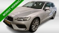 Gebruikt 2020 Volvo V60 Momentum Stationwagen | € 23.990 (Super prijs)