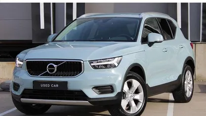 Blauw Occasion 2019 Volvo XC40 Momentum SUV | € 23.950 (Eerlijke prijs)