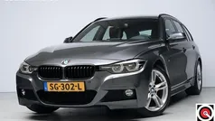Grijs Gebruikt 2018 BMW 320 Executive Stationwagen | € 17.945 (Super prijs)