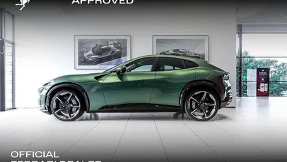 Gebruikt 2023 Ferrari Purosangue SUV | € 599.500