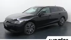 Zwart Nieuw 2025 VW Passat R-line Edition Stationwagen | € 55.480 (Goede deal)