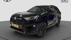 Zwart, metallic lak Gebruikt 2020 Toyota RAV4 Edition SUV | € 36.950 (Eerlijke prijs)