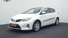 Gebruikt 2015 Toyota Auris Hybrid Hatchback | € 15.880 (Eerlijke prijs)