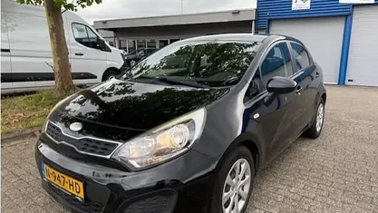 Gebruikt 2014 Kia Rio FIFA World Cup Edition Hatchback | € 2.850 (Goede deal)