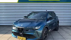 Blauw Gebruikt 2024 Alfa Romeo Junior Edizione Speciale Hatchback | € 31.915 (Eerlijke prijs)