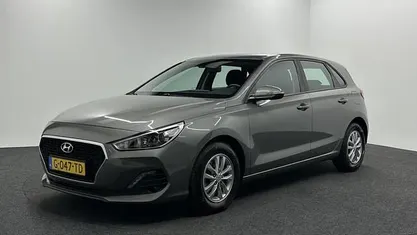 Grijs Gebruikt 2019 Hyundai i30 Comfort Hatchback | € 15.000 (Eerlijke prijs)