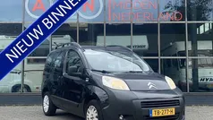 Zwart, metallic lak Gebruikt 2009 Citroën Nemo MPV | € 3.950 (Eerlijke prijs)