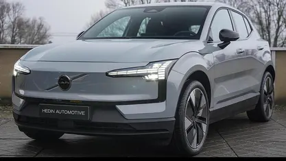 Occasion 2026 Volvo EX30 Single Motor Extended Range SUV | € 40.995 (Eerlijke prijs)