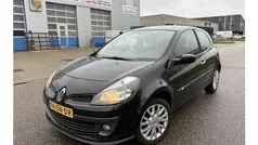 Zwart Gebruikt 2006 Renault Clio R.S. Hatchback | € 1.950 (Eerlijke prijs)