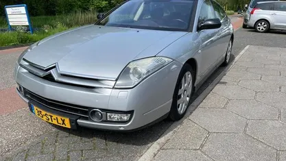 Grijs Gebruikt 2006 Citroën C6 Exclusive Sedan | € 9.950 (Eerlijke prijs)