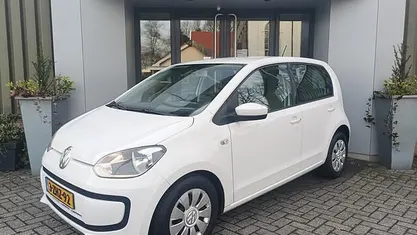 Occasion 2015 VW up! move up! Hatchback | € 5.295 (Goede deal)