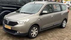 Bruin Gebruikt 2013 Dacia Lodgy Lauréate MPV | € 4.250 (Eerlijke prijs)