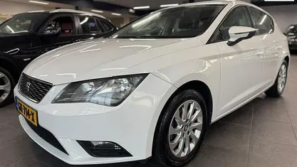 Gebruikt 2013 Seat Leon Style Hatchback | € 3.950 (Eerlijke prijs)
