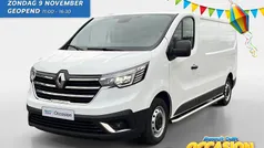 Blanc glacier 369 (licht) Gebruikt 2023 Renault Trafic Komfort Van | € 20.935 (Eerlijke prijs)