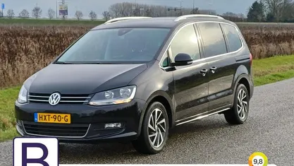 Zwart Gebruikt 2019 VW Sharan Exclusive MPV | € 27.045 (Eerlijke prijs)