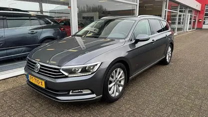 Occasion VW Passat Highline 150 PK (110 kW) 2017 Grijs Stationwagen
