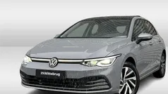 Gebruikt 2022 VW Golf VIII Style Hatchback | € 27.950 (Eerlijke prijs)
