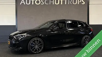 Occasion BMW M135 Executive 306 PK (225 kW) 2020 Zwart (metallic) Hatchback