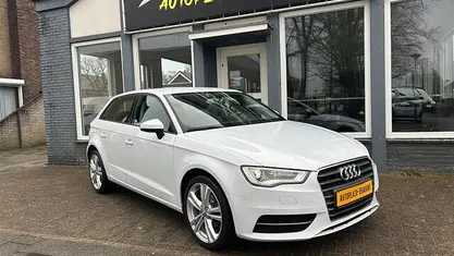 Occasion 2015 Audi A3 Sportback Hatchback | € 11.999 (Goede deal)