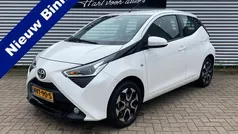 Wit Gebruikt 2021 Toyota Aygo X-play Hatchback | € 11.245 (Eerlijke prijs)