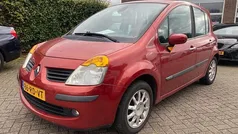 Gebruikt 2005 Renault Modus Luxe MPV | € 1.349 (Eerlijke prijs)