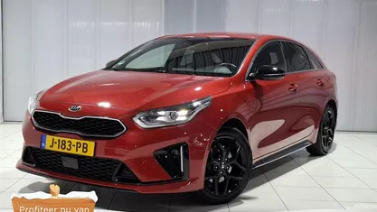 Rood Occasion 2020 Kia ProCeed GT-Line Stationwagen | € 18.950 (Eerlijke prijs)