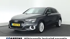Grijs Gebruikt 2020 Audi A3 Sportback Business Hatchback | € 23.949 (Eerlijke prijs)