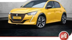 Geel Gebruikt 2022 Peugeot e-208 GT Hatchback | € 19.800 (Eerlijke prijs)