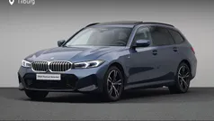 Gebruikt 2025 BMW 330e Comfort Edition Stationwagen | € 51.880 (Eerlijke prijs)