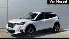 Wit Gebruikt 2022 Peugeot 2008 Allure SUV | € 22.935 (Eerlijke prijs)