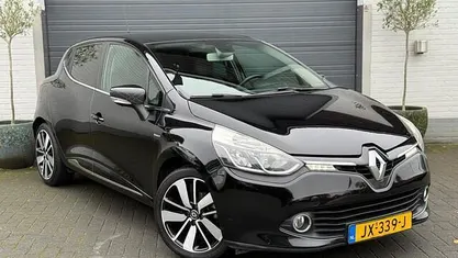 Gebruikt 2016 Renault Clio IV Iconic Hatchback | € 6.495 (Eerlijke prijs)