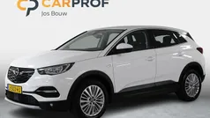 Wit Gebruikt 2020 Opel Grandland X Innovation SUV | € 20.280 (Eerlijke prijs)