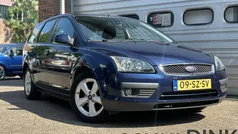 Blauw Gebruikt 2006 Ford Focus Futura Stationwagen | € 1.950 (Eerlijke prijs)