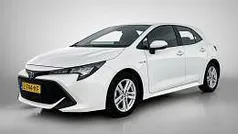 Wit Gebruikt 2021 Toyota Corolla Active Hatchback | € 21.450 (Eerlijke prijs)