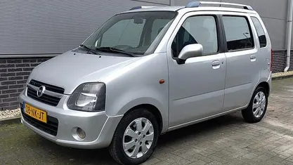 Gebruikt 2003 Opel Agila Cosmo Hatchback | € 1.350 (Eerlijke prijs)