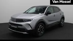 Grijs Gebruikt 2022 Opel Mokka-e Elegance SUV | € 21.895 (Eerlijke prijs)