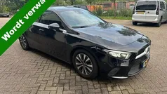 Zwart Gebruikt 2020 Mercedes A160 Business Hatchback | € 15.999 (Eerlijke prijs)