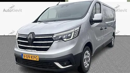 Occasion Renault Trafic 150 PK (110 kW) 2024 Grijs MPV