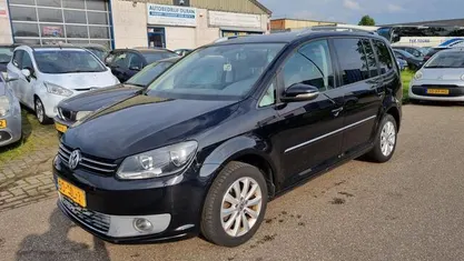 Occasion VW Touran Highline 105 PK (77 kW) 2011 Zwart MPV