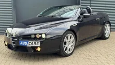 Zwart, metallic lak Gebruikt 2007 Alfa Romeo Spider Cabriolet | € 11.499 (Eerlijke prijs)