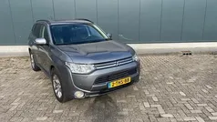 Grijs Gebruikt 2014 Mitsubishi Outlander Instyle SUV | € 7.450 (Super prijs)