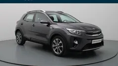 Grijs Gebruikt 2020 Kia Stonic SUV | € 17.290 (Eerlijke prijs)