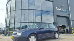 Blauw Gebruikt 2000 VW Golf IV Trendline Hatchback | € 1.950 (Eerlijke prijs)