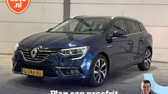 Blauw, metallic lak Gebruikt 2019 Renault Mégane GrandTour Bose Edition Stationwagen | € 14.495 (Eerlijke prijs)