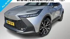 Gebruikt 2025 Toyota C-HR Business Edition SUV | € 39.240 (Eerlijke prijs)